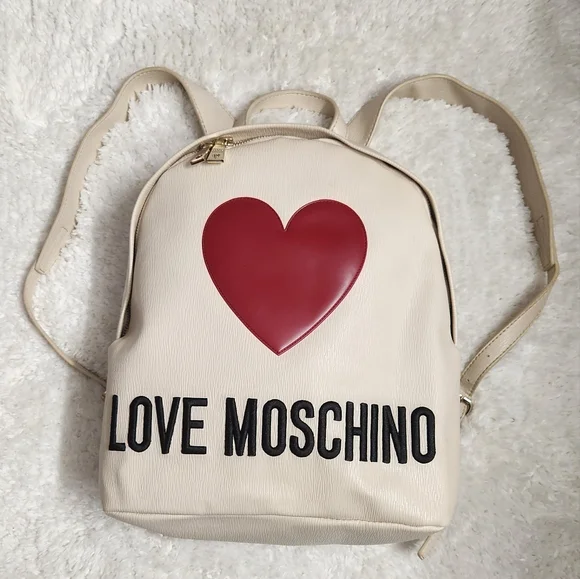 Love moschino backpack shop